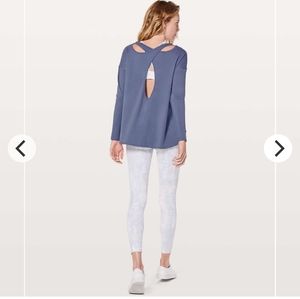 Lululemon Back Into It Long Sleeve Size 2